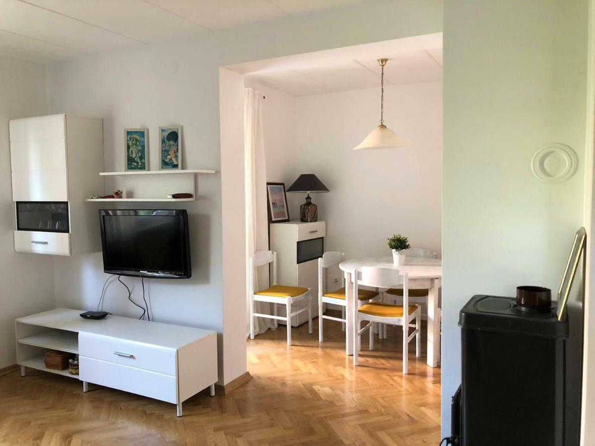 Апартаменты Apartman Gloria Мали-Лошинь Экстерьер фото